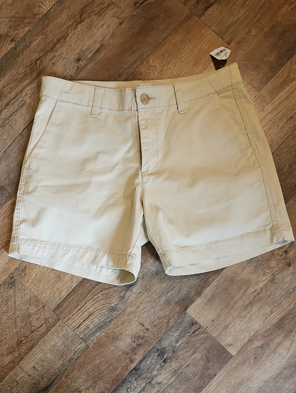 👖GAP Beige Flat Front Shorts
